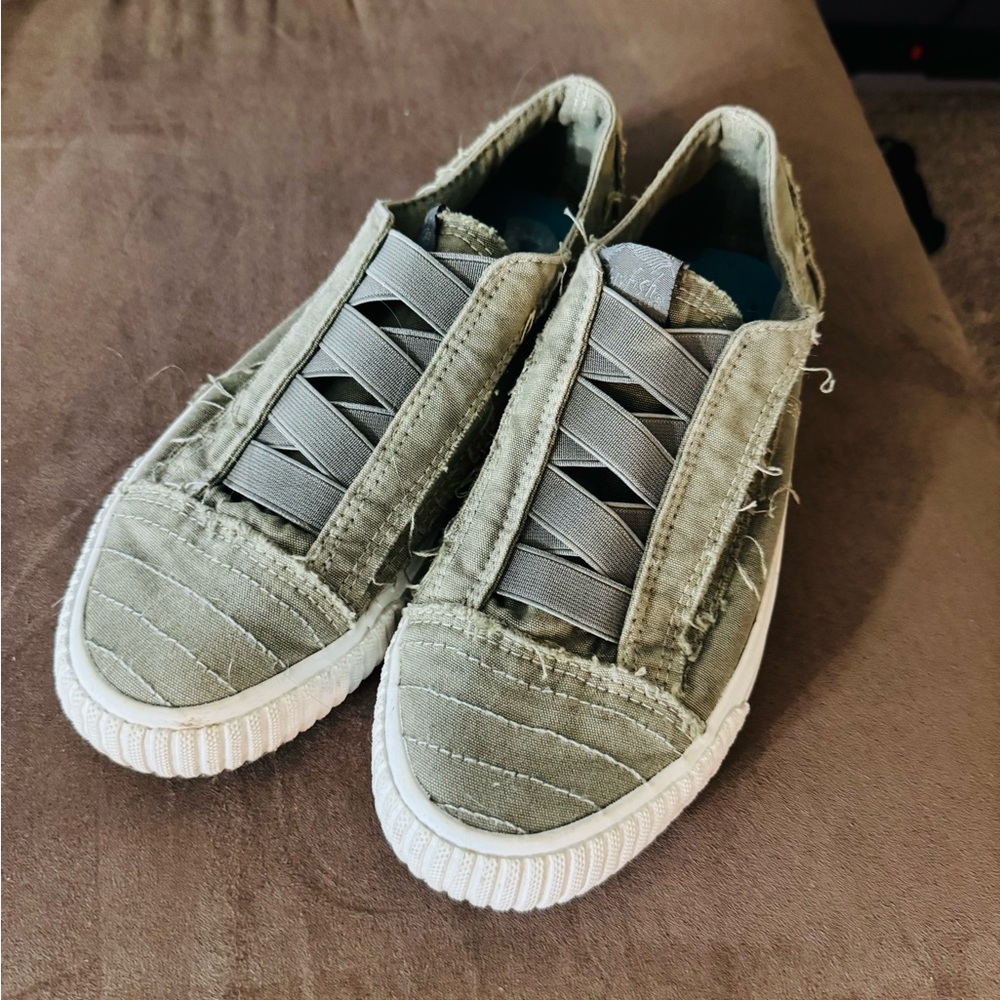 Blowfish Women's Olive Green Slip-On Sneakers